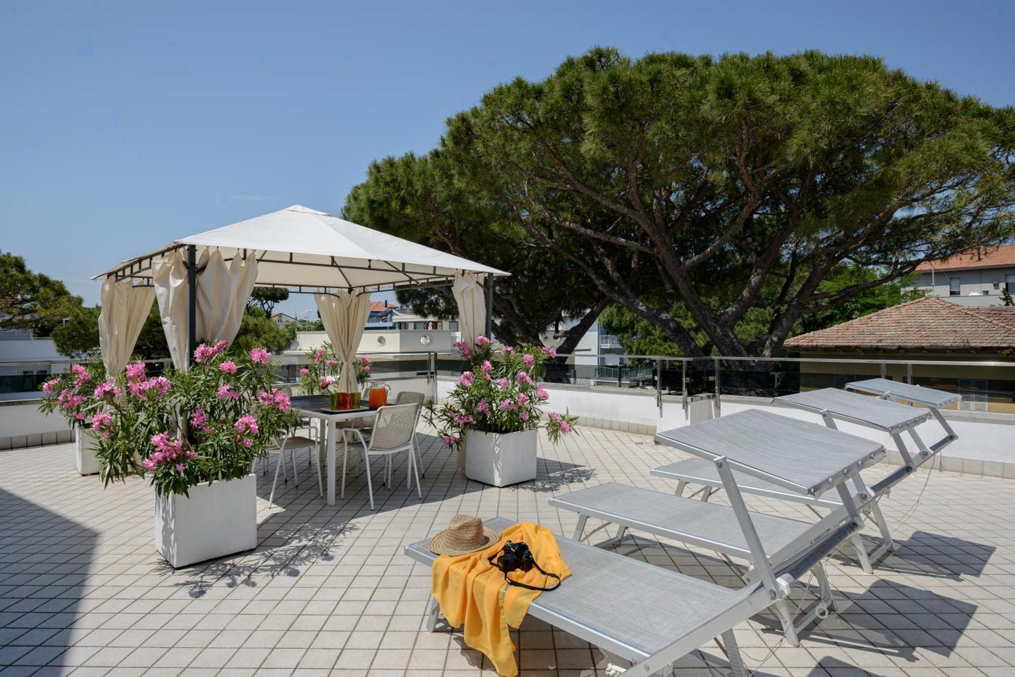 Dante 124 | Appartamenti A Riccione Exteriér fotografie